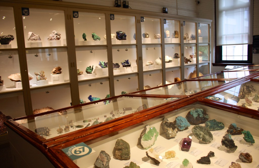 Gem & Craft Shopping